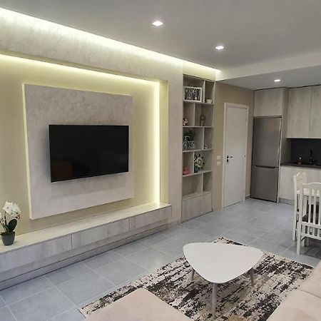 Deluxe Apartment Vlore Exterior photo